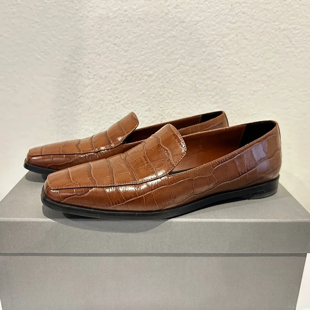 Everlane The 90's Croc-Embossed Loafer - Brown, Size 7, with Original Box - Picture 2 of 7